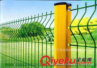 廠家直銷框架護欄網 價格最低 質量保證-安平縣萬冠金屬絲網制品提供廠家直銷框架護欄網 價格最低 質量保證的相關介紹、產品、服務、圖片、價格安平縣萬冠金屬絲網制品、鐵絲網;聲屏障;護欄網;防拋網;刺繩